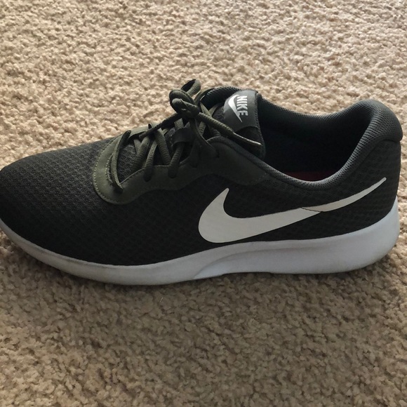 Nike Lifestyle Shoes - Picture 6 of 6